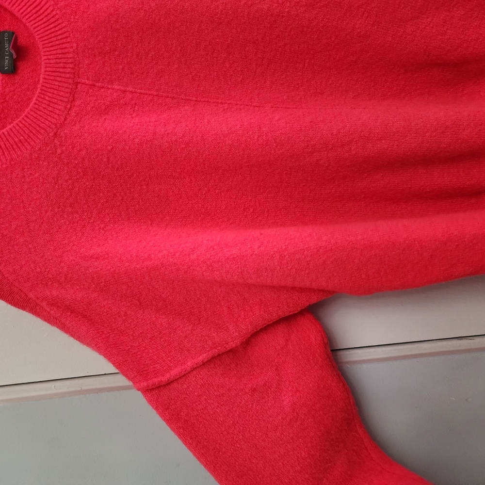 Vince Camuto Neon Hot Pink Crewneck Sweater Soft Knit Large - Picture 3 of 10
